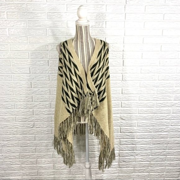 Daytrip Jackets & Blazers - Daytrip Boho Patterned Waterfall Sweater Vest